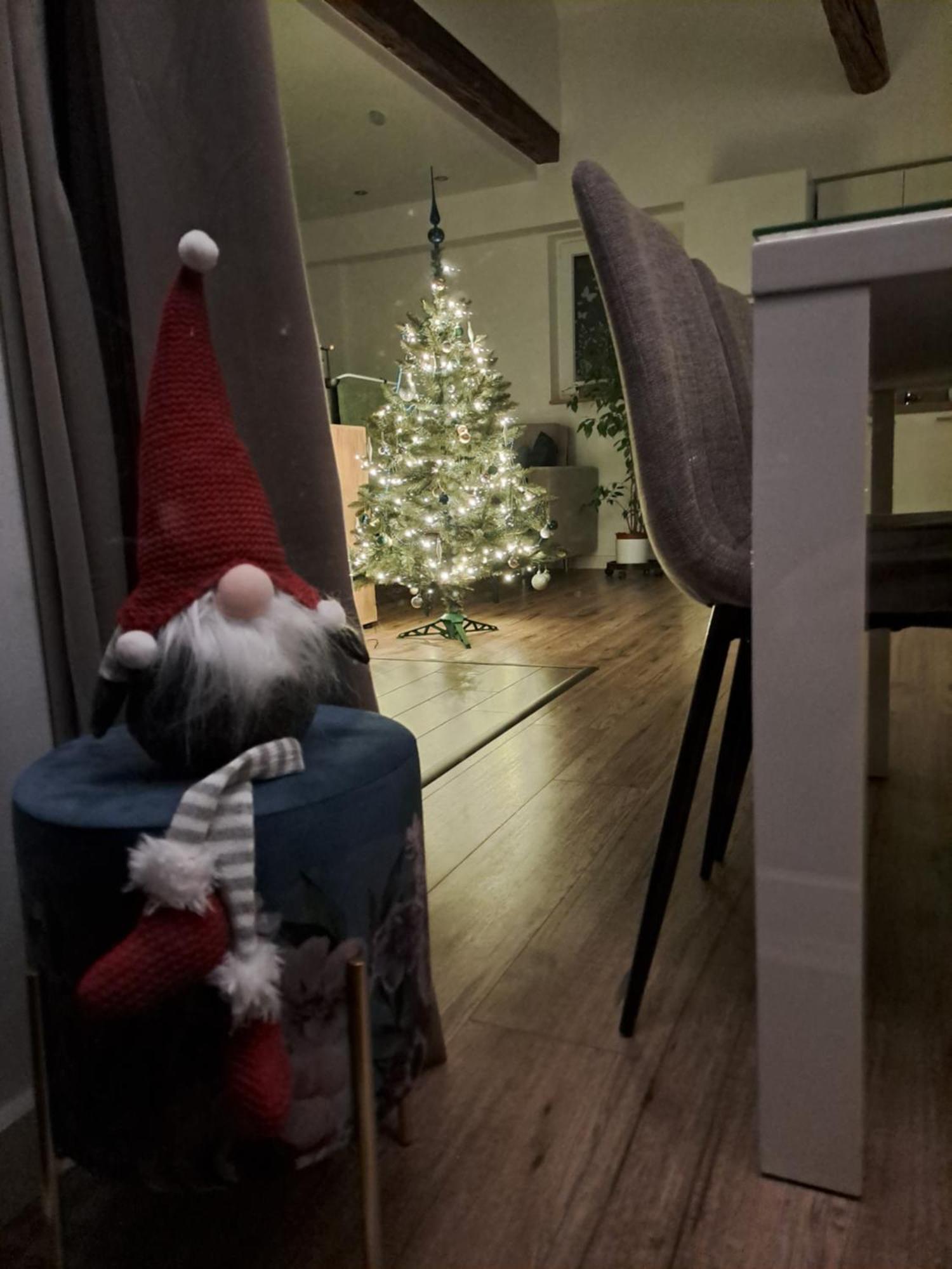 Apartman Loft Parnica Bagian luar foto
